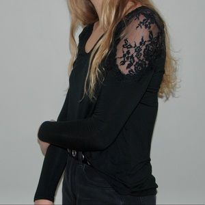 Black, Soft American Eagle Long Sleeve